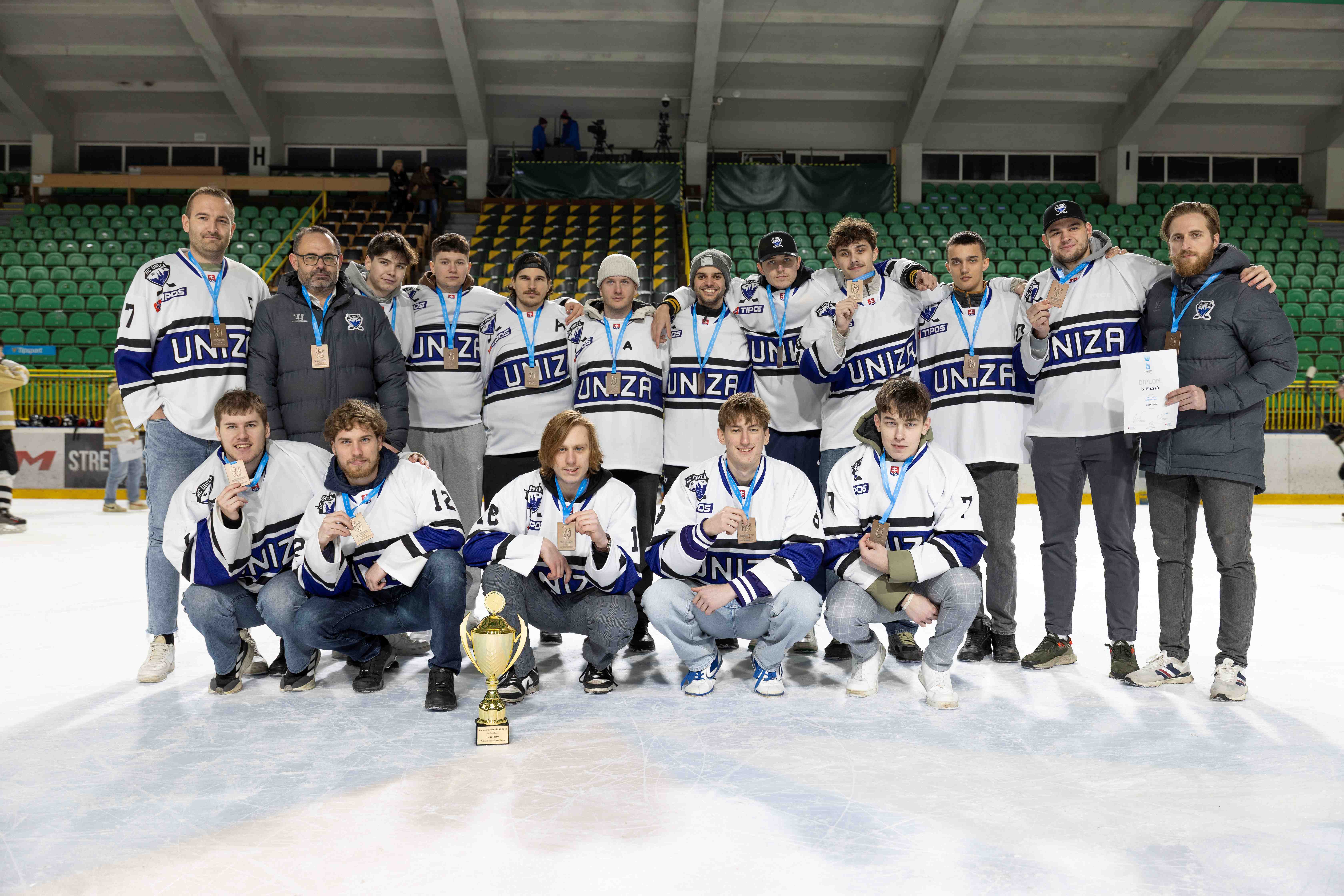 19022026 TS zimna univerziada sr 2026 priniesla uniza 18 medaili hokeji