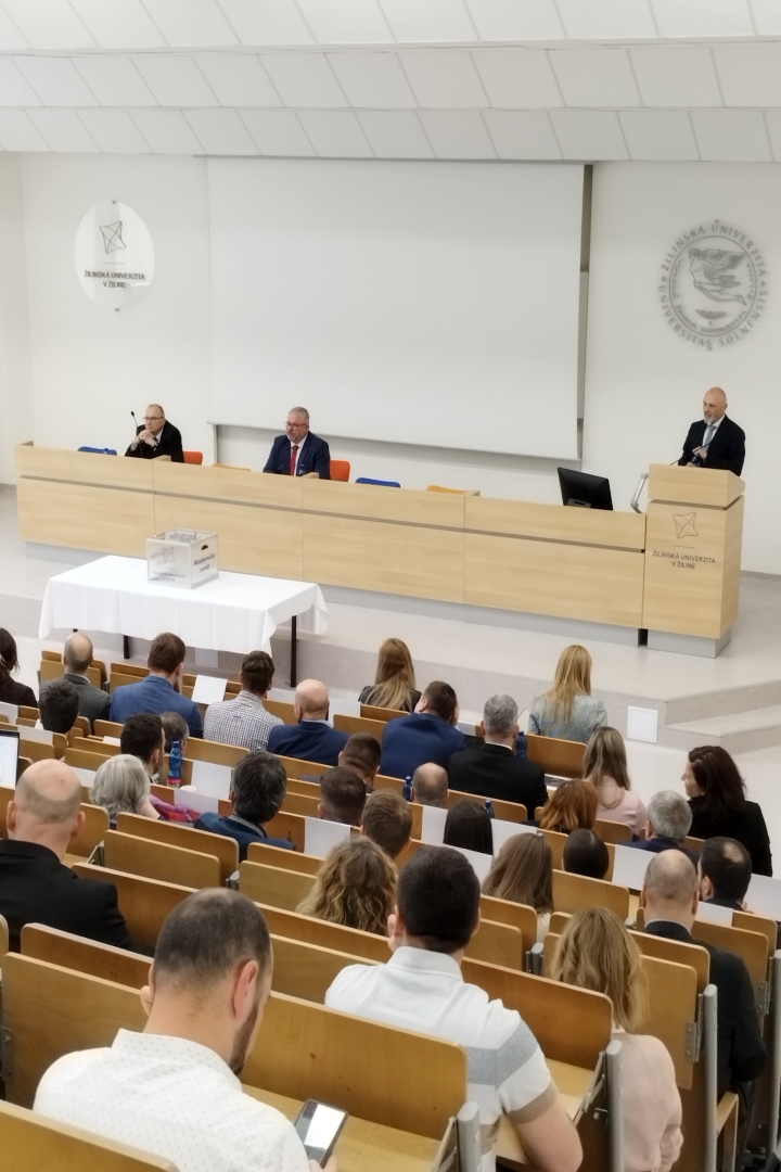 30032026 TS volba kandidata na rektora uniza je ukoncena 01